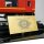 Pr&eacute;sentoir en acrylique pour LEGO&reg; 76405 Harry Potter Poudlard Express &ndash; &Eacute;dition Collector (avec motif de fond et socle noir)