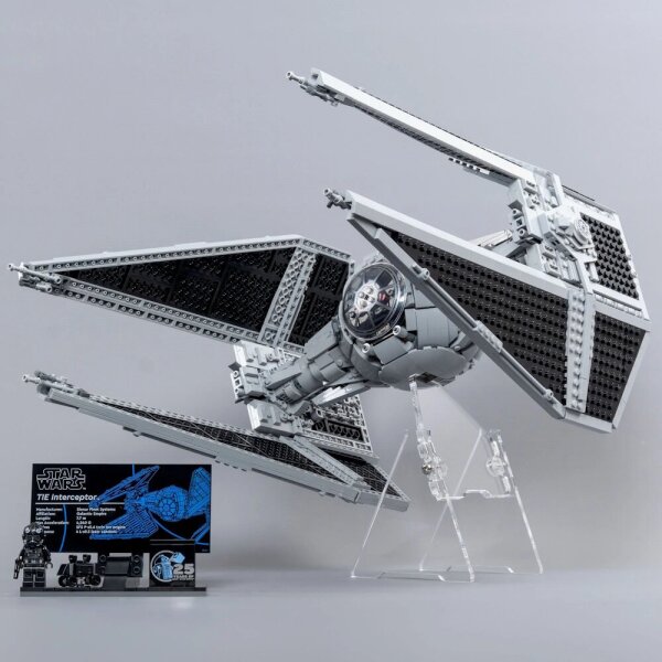 Support en acrylique pour LEGO&reg; 75382 Star Wars UCS TIE Interceptor