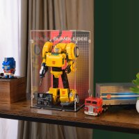 Acryl-Display f&uuml;r LEGO&reg; 10338 Transformers: Bumblebee  (Mit Hintergrundbild & schwarzem Boden)